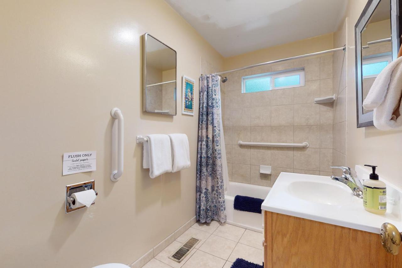 Dean Getaway Villa Юрика Екстериор снимка